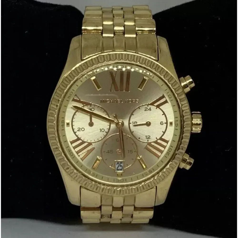Michael Kors Lexington Mk5556 Womens Stainless Steel Analog Dial Wrist Watch PB4